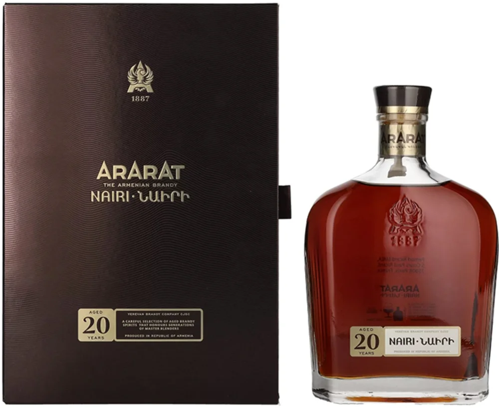 Vinjak Brandy Ararat 20 Y Nairi poklon kutija 0,7 L